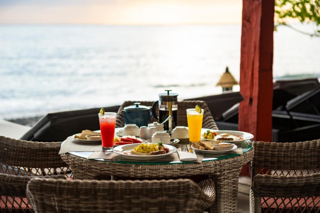Amed Lodge By Sudamala Resorts Exteriör bild